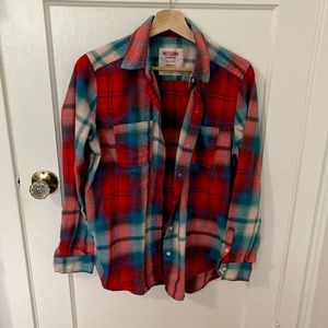 🎀Mossimo boyfriend cut flannel shirt small